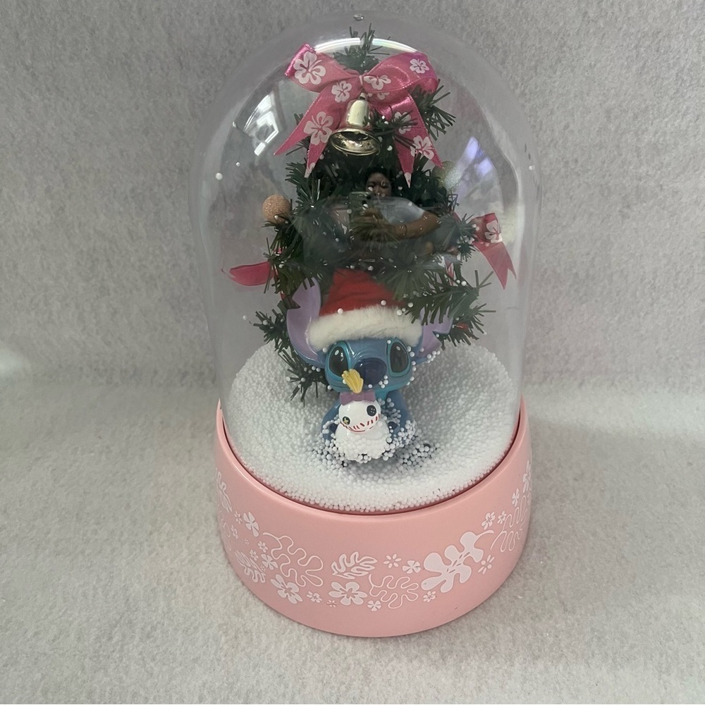Lilo & STITCH Christmas Snow Globe Flashing Lights Disney Japan